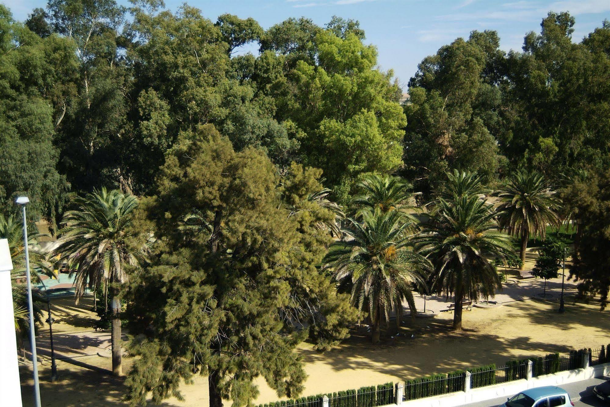 San Pablo Suites Ecija Bagian luar foto